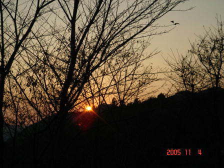 HE_`@A